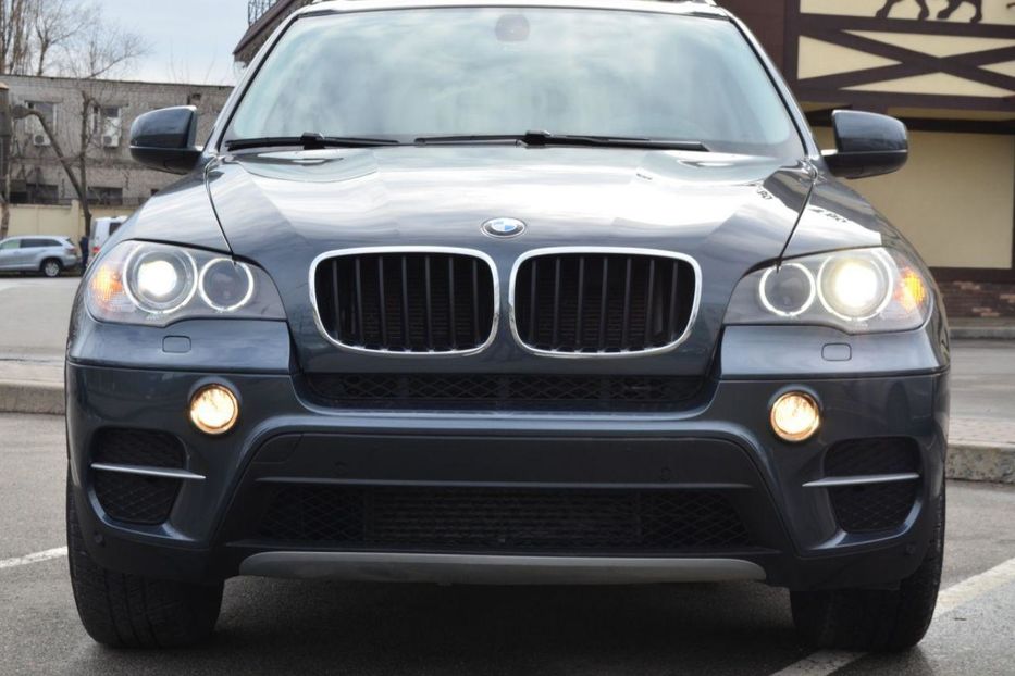 Продам BMW X5 2013 года в Киеве