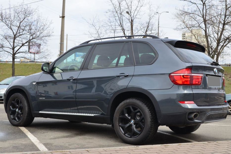 Продам BMW X5 2013 года в Киеве