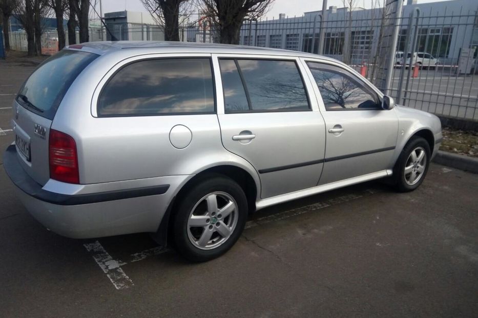 Продам Skoda Octavia елеганс 2001 года в Киеве