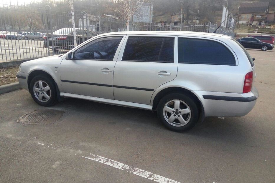 Продам Skoda Octavia елеганс 2001 года в Киеве