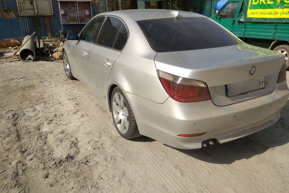 Продам BMW 530 кузов Е60 2003 года в Одессе