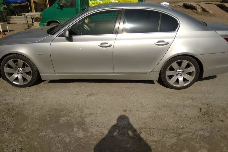 Продам BMW 530 кузов Е60 2003 года в Одессе