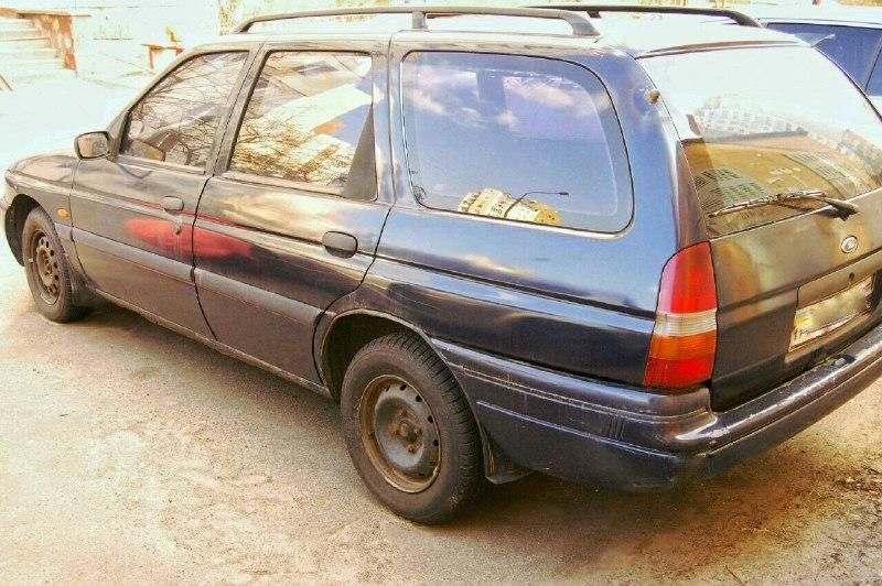 Продам Ford Escort 1996 года в Киеве