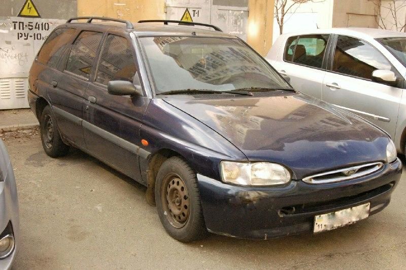 Продам Ford Escort 1996 года в Киеве