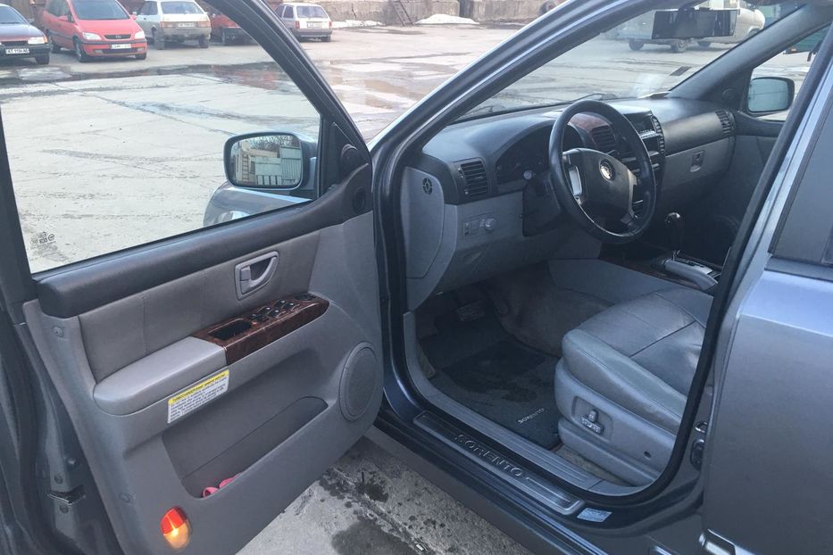 Продам Kia Sorento 2004 года в Одессе