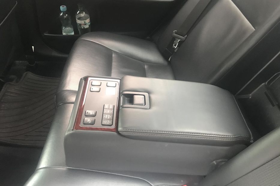 Продам Toyota Camry 2011 года в Киеве