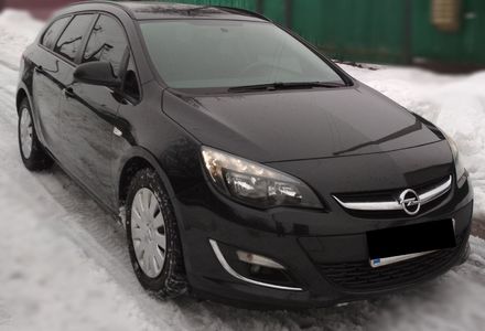 Продам Opel Astra J Sports Tourer 2013 года в Чернигове