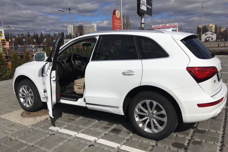 Продам Audi Q5 2.0T 2015 года в Киеве