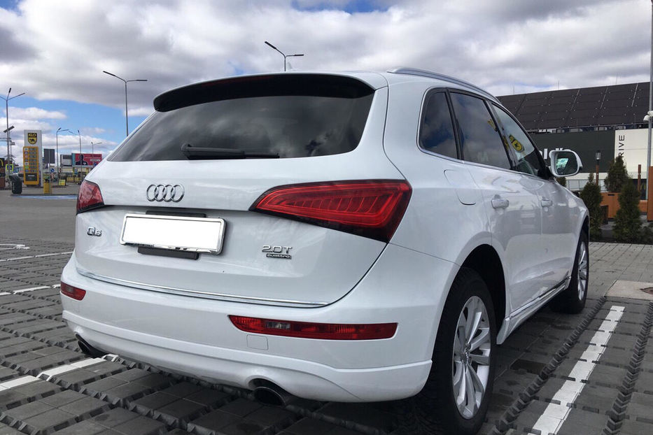 Продам Audi Q5 2.0T 2015 года в Киеве