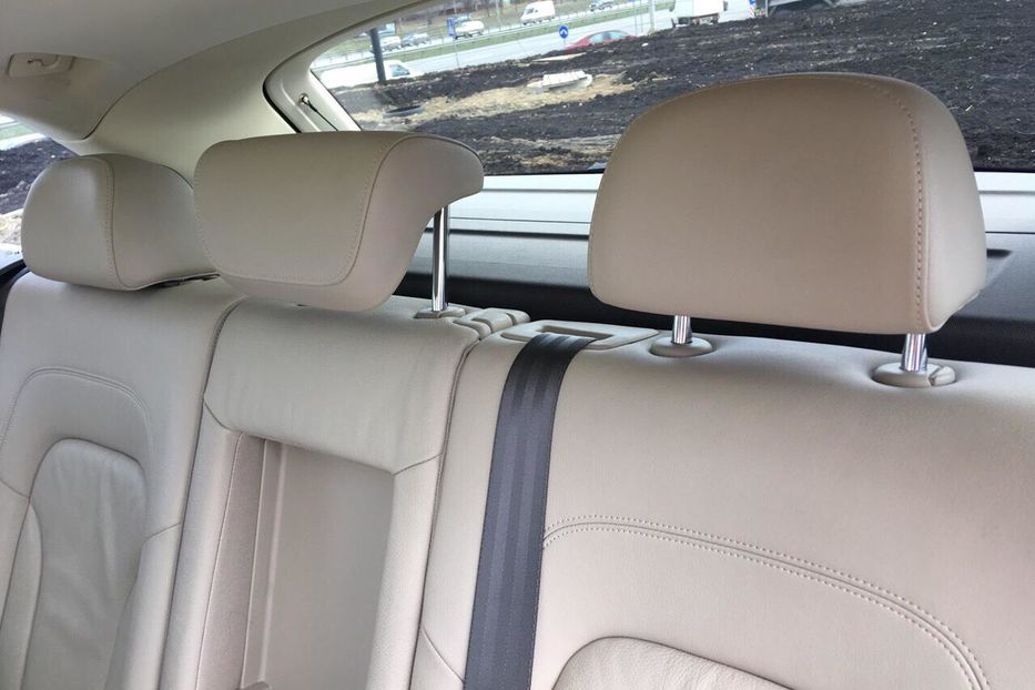 Продам Audi Q5 2.0T 2015 года в Киеве