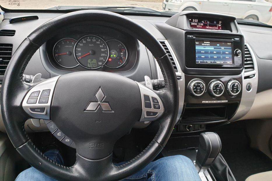 Продам Mitsubishi Pajero Sport 2014 года в Запорожье