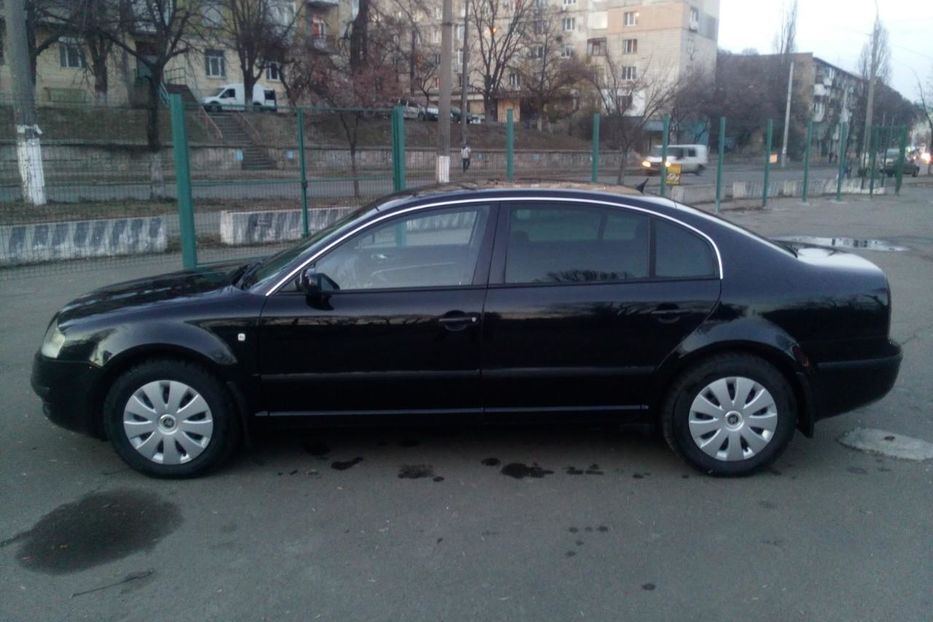 Продам Skoda Superb 1.9 TDI Tiptronic (130 л.с.) LONG 2004 года в Киеве