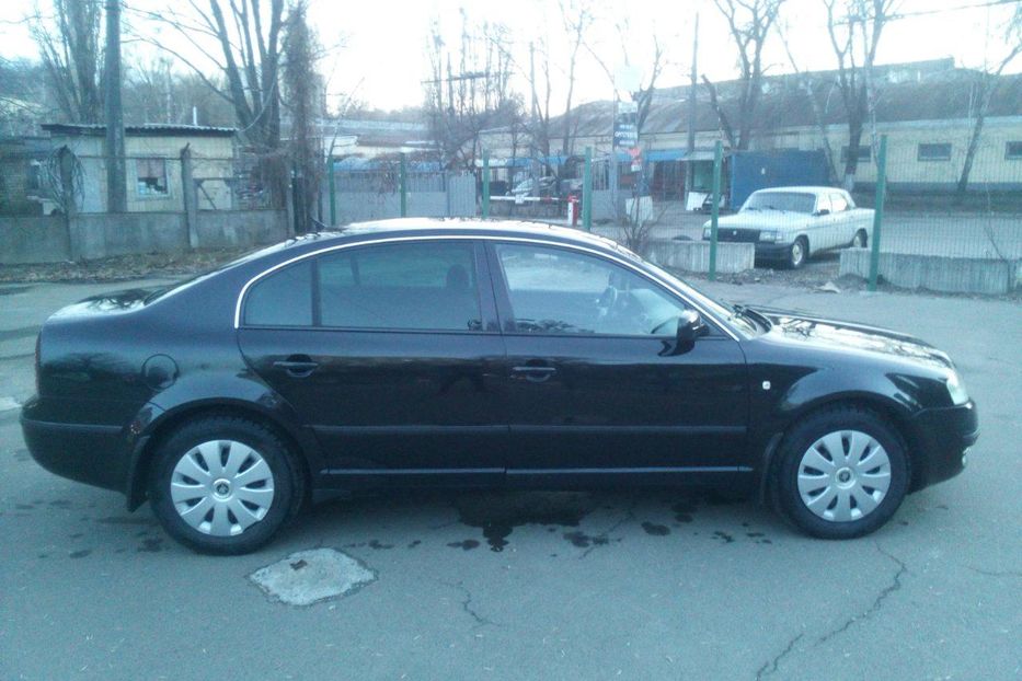 Продам Skoda Superb 1.9 TDI Tiptronic (130 л.с.) LONG 2004 года в Киеве