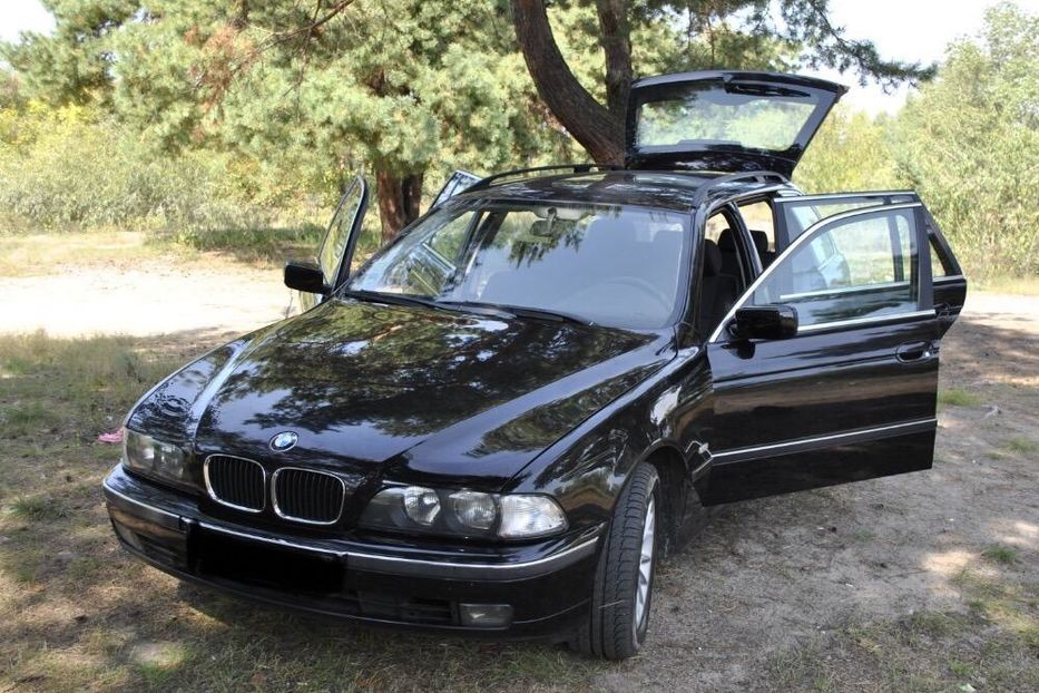 Продам BMW 520 I 2000 года в Киеве