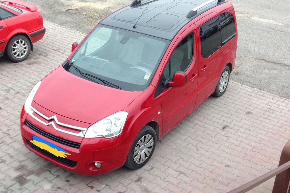 Продам Citroen Berlingo пасс. 2010 года в Харькове