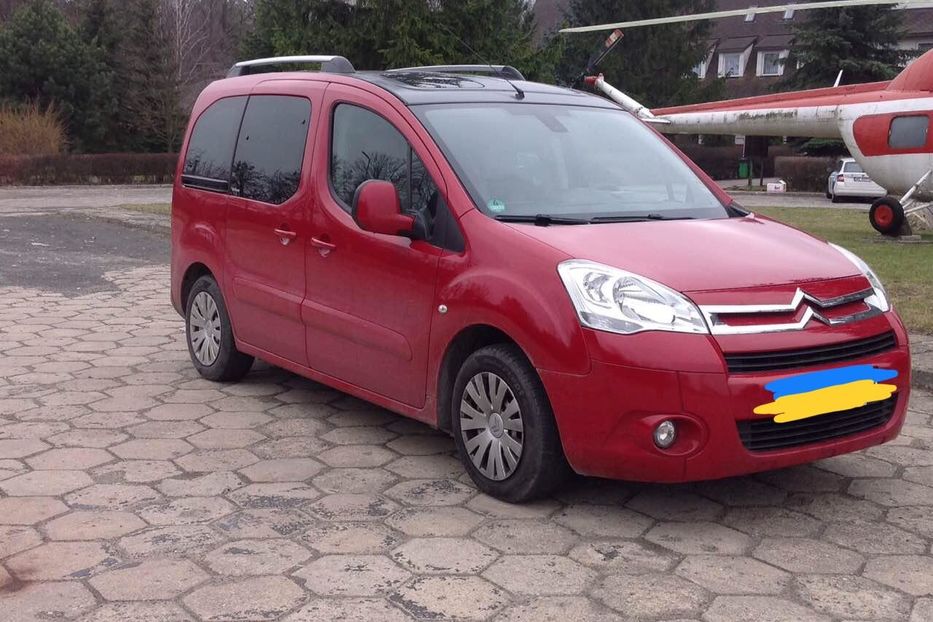 Продам Citroen Berlingo пасс. 2010 года в Харькове