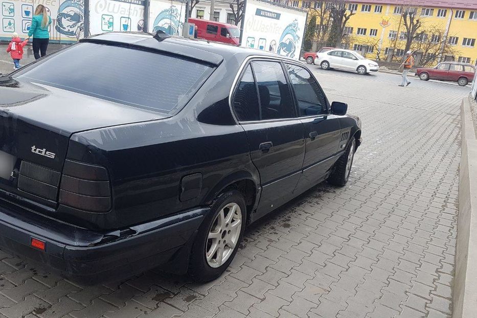 Продам BMW 525 1993 года в Черновцах
