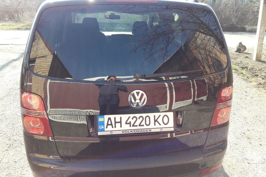 Продам Volkswagen Touran 103 kw 2007 года в г. Светлодарск, Донецкая область