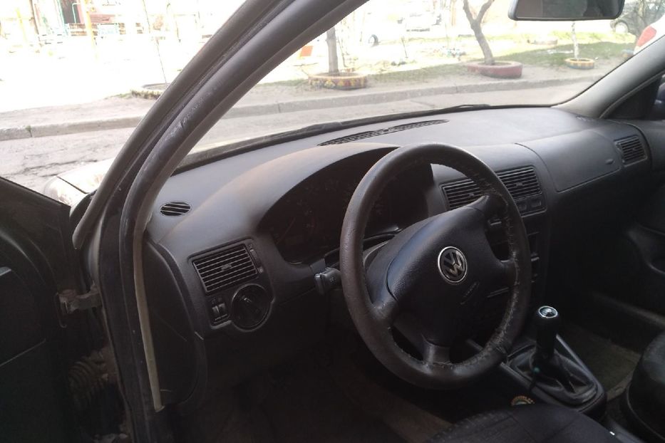 Продам Volkswagen Golf IV 2001 года в Днепре