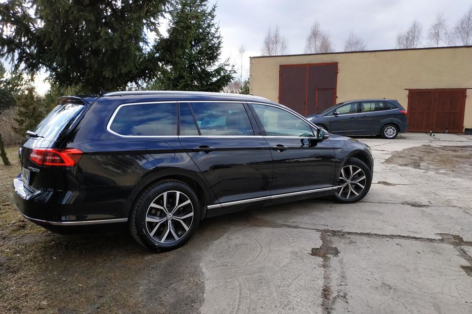 Продам Volkswagen Passat B8 HIGHLINE Automat 190 к.с. 2015 года в Львове