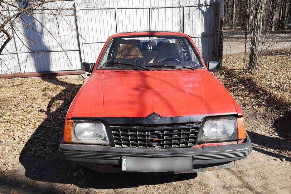 Продам Opel Ascona C 1983 года в Киеве