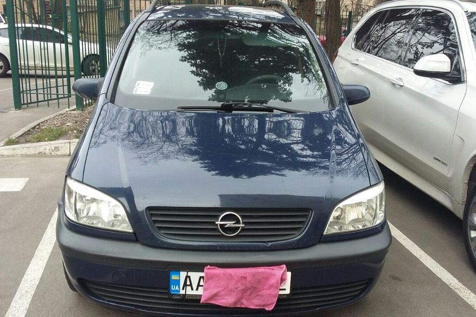 Продам Opel Zafira 2001 года в Киеве