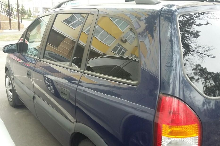 Продам Opel Zafira 2001 года в Киеве