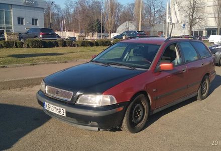 Продам Volvo V40 1998 года в Киеве