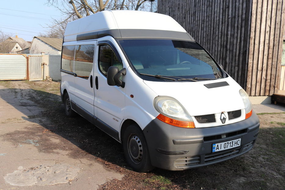 Продам Renault Trafic пасс. 2004 года в г. Яготин, Киевская область