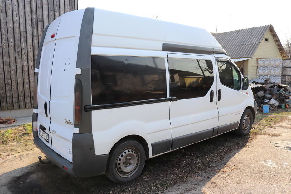 Продам Renault Trafic пасс. 2004 года в г. Яготин, Киевская область