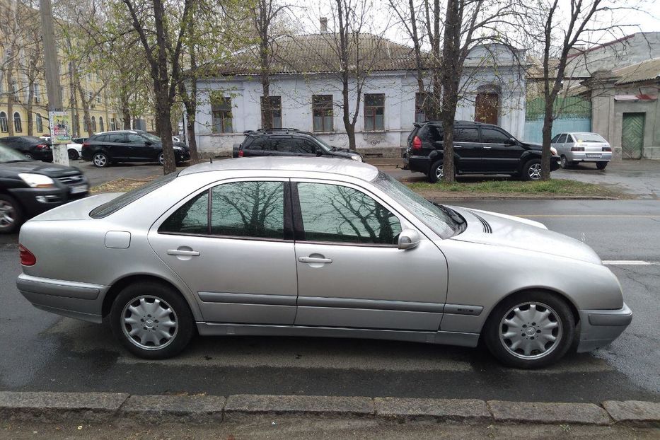 Продам Mercedes-Benz E-Class 1999 года в Николаеве