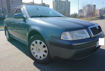 Продам Skoda Octavia Tour 2008 года в Киеве