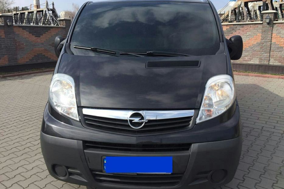 Продам Opel Vivaro пасс. 2012 года в Киеве