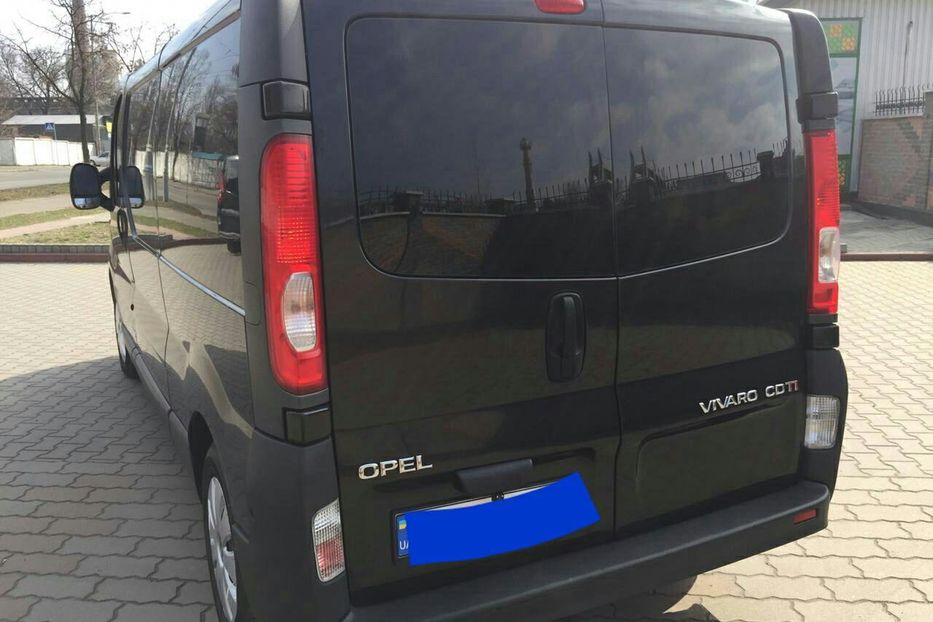 Продам Opel Vivaro пасс. 2012 года в Киеве