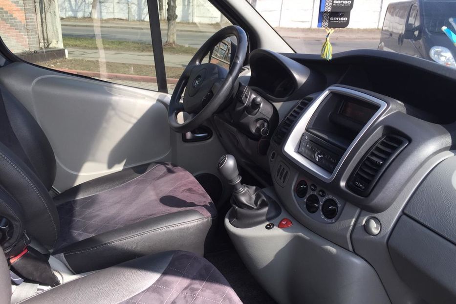 Продам Opel Vivaro пасс. 2012 года в Киеве