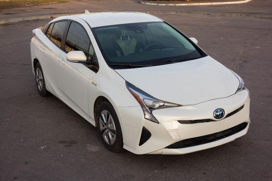 Продам Toyota Prius 2017 года в Черкассах