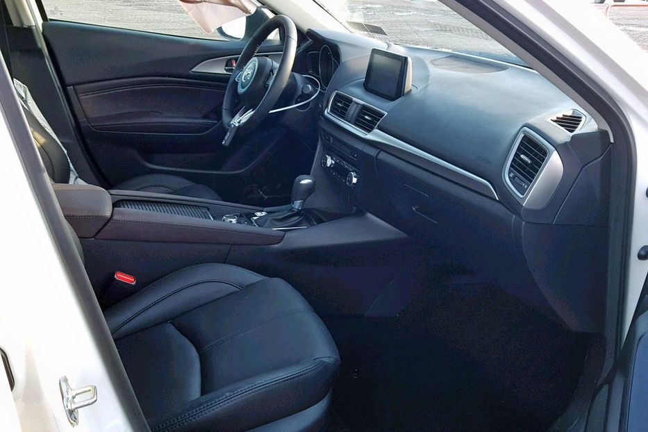 Продам Mazda 3 Touring 2018 года в Виннице