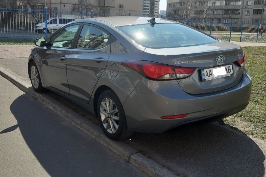 Продам Hyundai Elantra 2014 года в Киеве