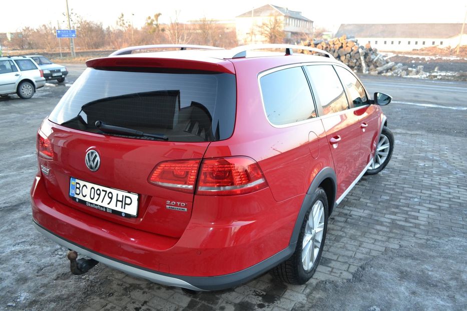 Продам Volkswagen Passat Alltrack 2011 года в Львове