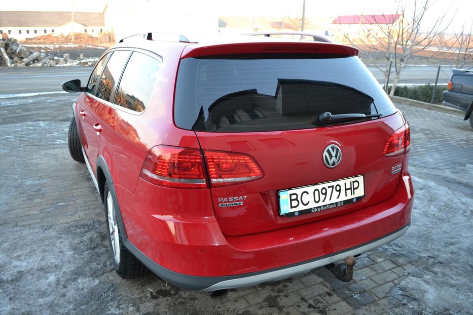 Продам Volkswagen Passat Alltrack 2011 года в Львове