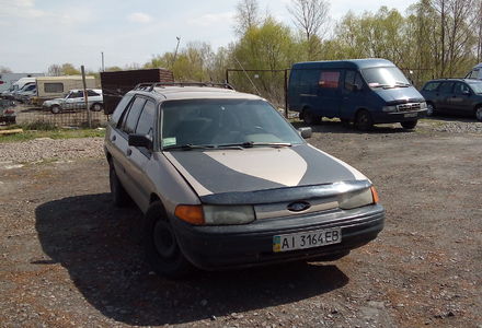 Продам Ford Escort США  1992 года в Киеве