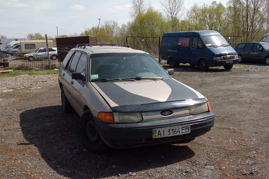 Продам Ford Escort США  1992 года в Киеве