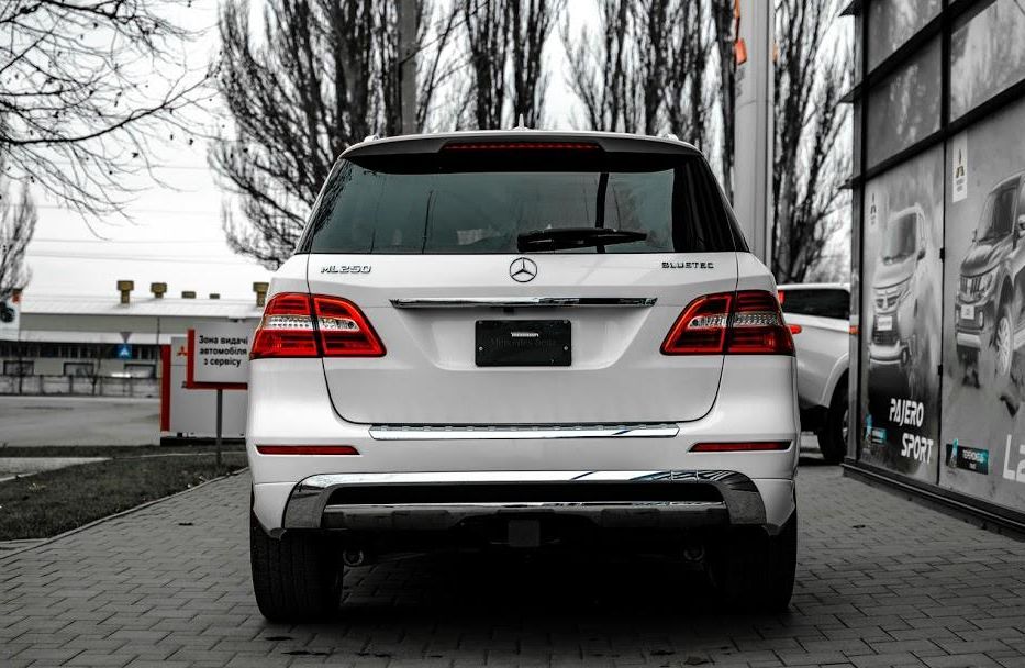 Продам Mercedes-Benz ML 250 Bluetec 2015 года в Киеве