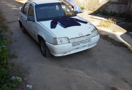 Продам Opel Kadett Газ 1986 года в Киеве