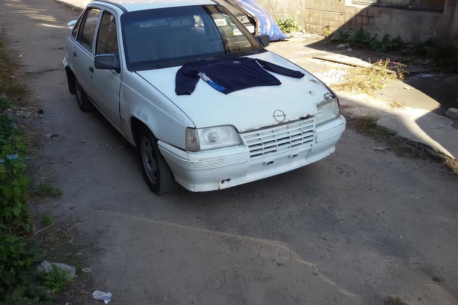 Продам Opel Kadett Газ 1986 года в Киеве