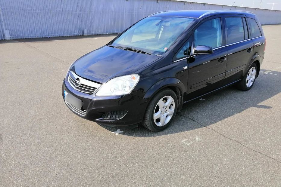 Продам Opel Zafira B 2008 года в Киеве