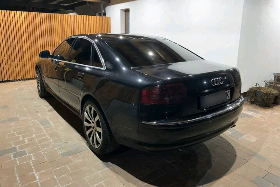 Продам Audi A8 OFFICIAL QUATTRO  2008 года в Киеве