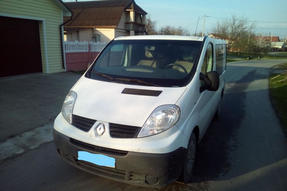 Продам Renault Trafic пасс. груз.-пасс. 2012 года в Киеве