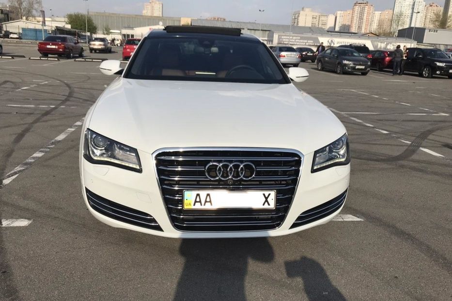 Продам Audi A8 Long 2013 года в Киеве