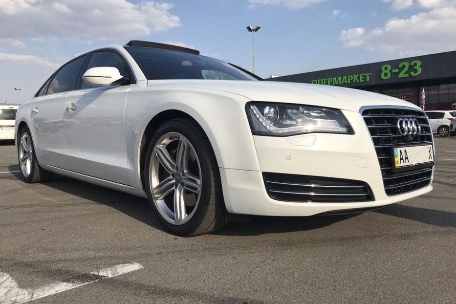 Продам Audi A8 Long 2013 года в Киеве